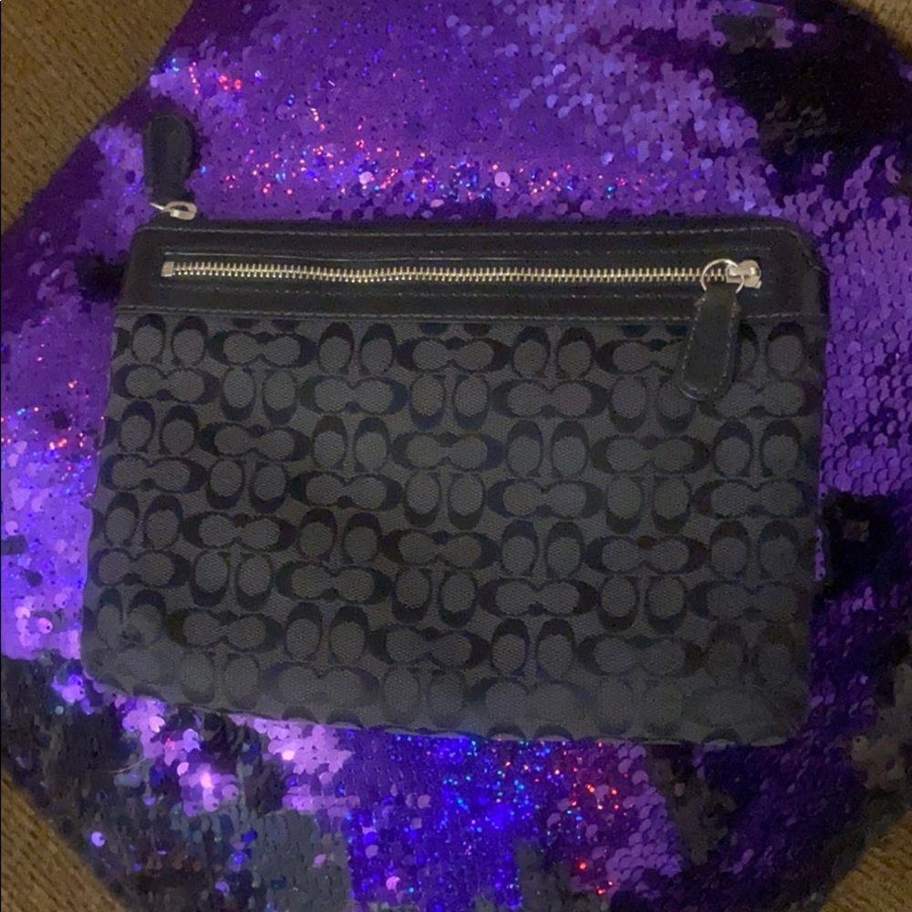 Coach travel pouch